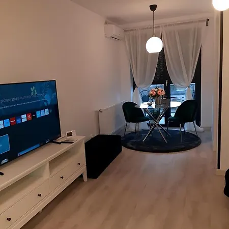 Mia Plus!! Self Check-in!! *