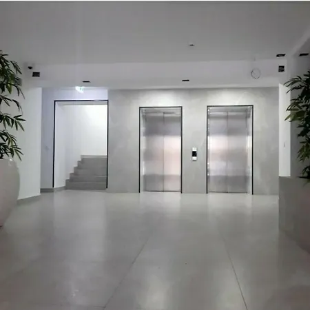 Mia Plus!! Self Check-in!!