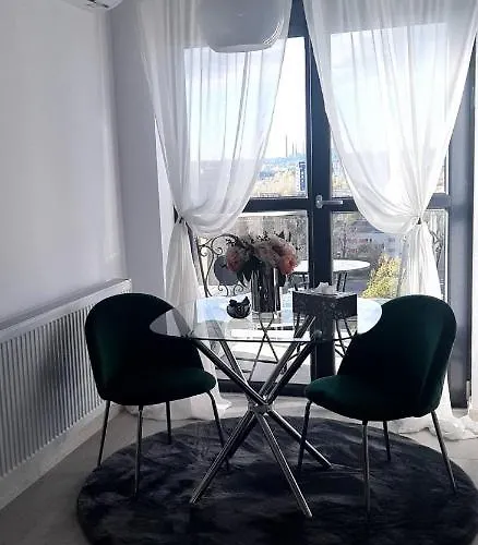 Mia Plus!! Self Check-in!! דירה בוקרשט