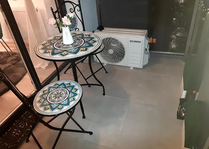 Apartment Mia Plus!! Self Check-In!! Bucharest