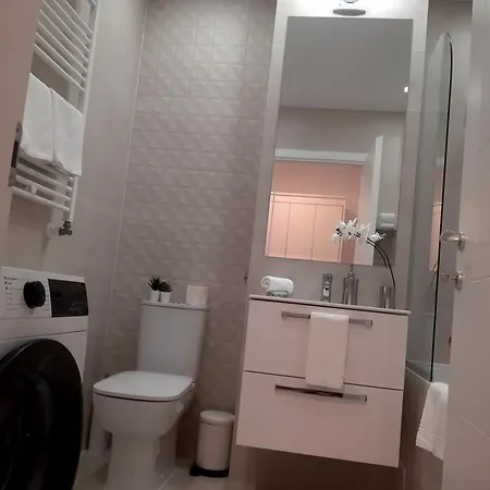 Mia Plus!! Self Check-in!! * Bukareszt